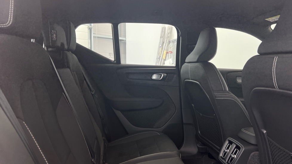 Used Volvo XC40 2024 for sale - 77994999: Photo 6