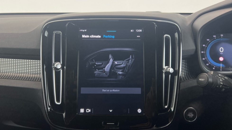 Used Volvo XC40 2024 for sale - 77994999: Photo 72