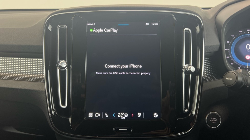 Used Volvo XC40 2024 for sale - 77994999: Photo 76