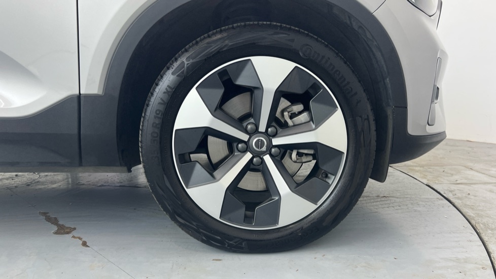 Used Volvo XC40 2024 for sale - 77994999: Photo 9