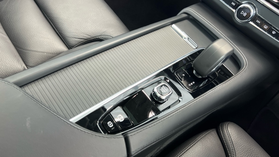 Used Volvo V90 2023 for sale - 77281010: Photo 25