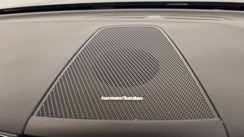 Used Volvo XC60 2023 for sale - 76942902: Photo 26