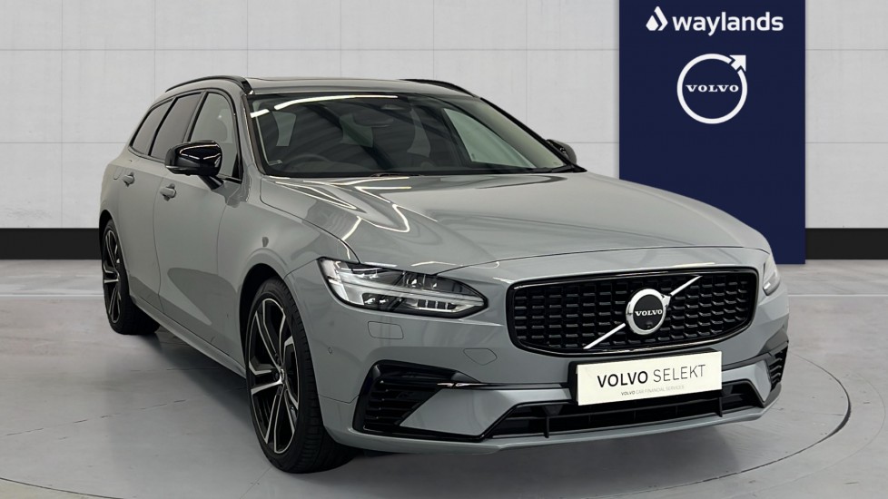 Used Volvo V90 2025 for sale - 76552412: Photo 1