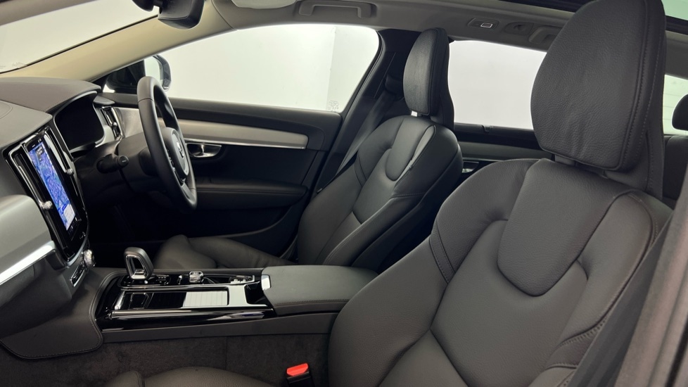 Used Volvo V90 2025 for sale - 76552412: Photo 38