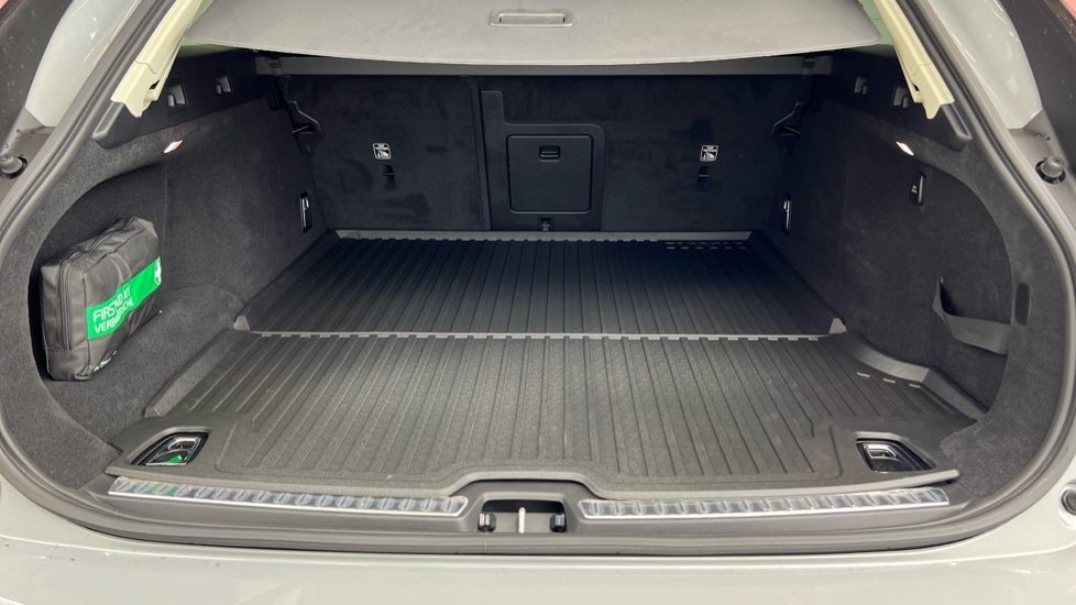Used Volvo V90 2025 for sale - 76552412: Photo 40