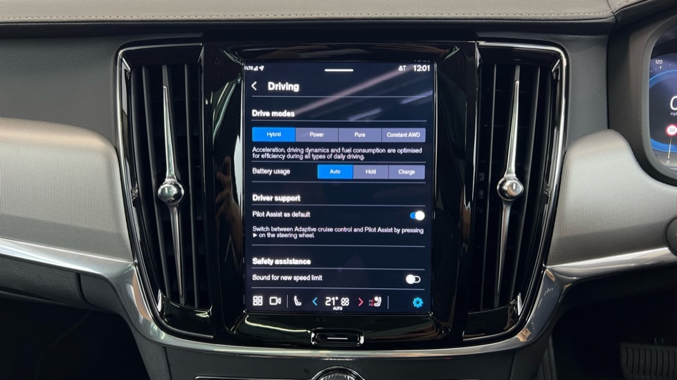 Used Volvo V90 2025 for sale - 76552412: Photo 45