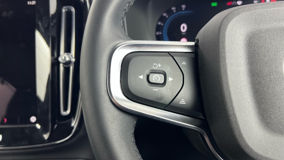 Used Volvo XC40 2022 for sale - 77971799: Photo 21