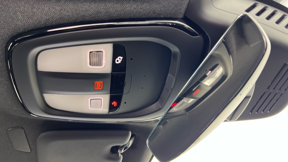 Used Volvo XC40 2022 for sale - 77971799: Photo 28