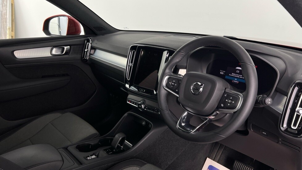 Used Volvo XC40 2022 for sale - 77971799: Photo 4