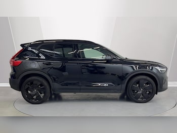 Used Volvo XC40 2025 for sale - 76074487: Photo