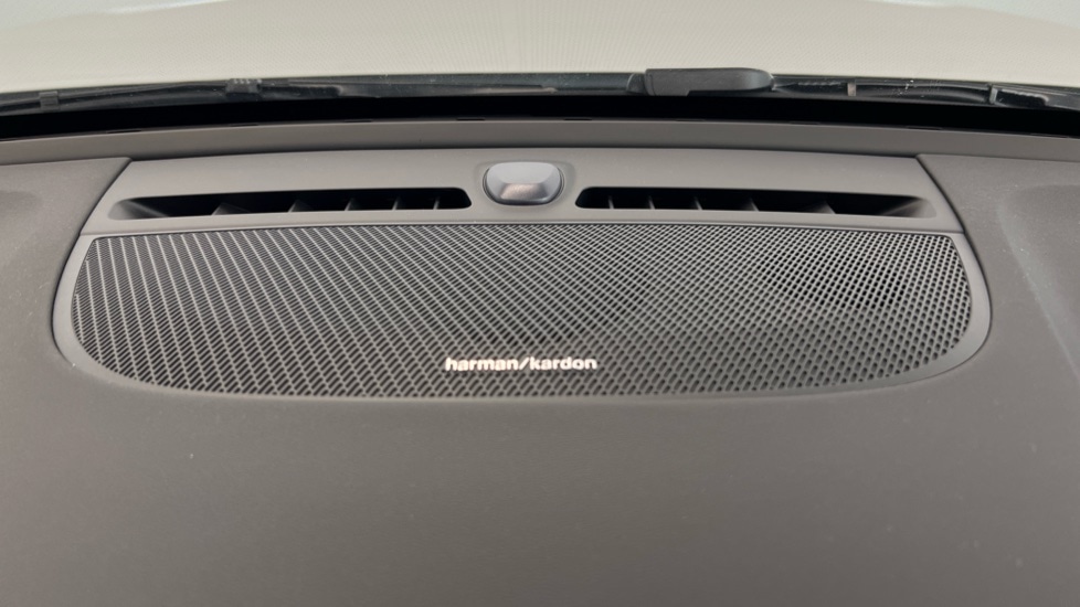 Used Volvo XC40 2024 for sale - 77261532: Photo 26