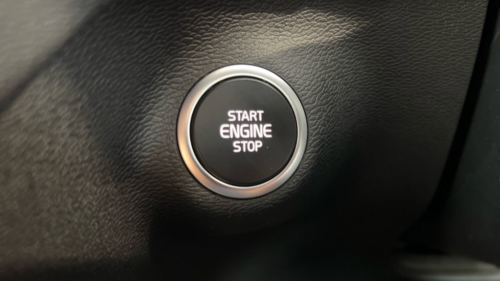 Used Volvo XC40 2022 for sale - 76664426: Photo 27