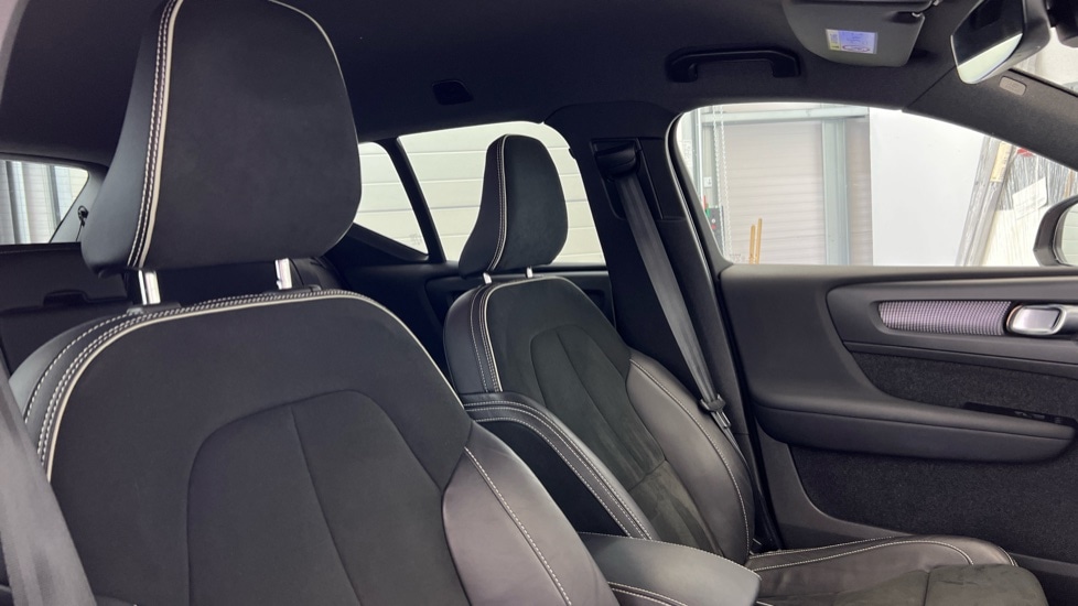 Used Volvo XC40 2022 for sale - 76664426: Photo 31