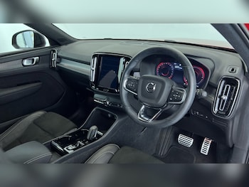 Used Volvo XC40 2022 for sale - 76664426: Photo