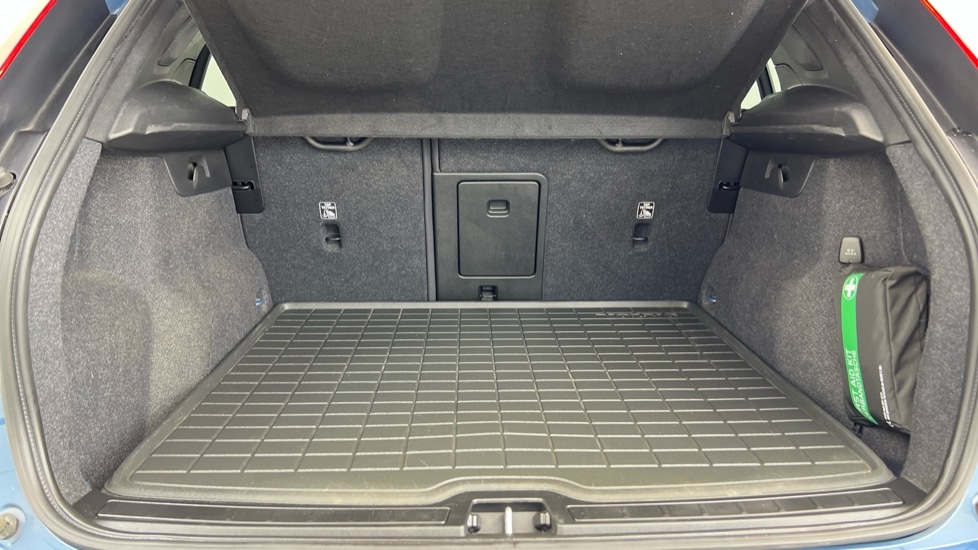 Used Volvo XC40 2023 for sale - 77483048: Photo 45