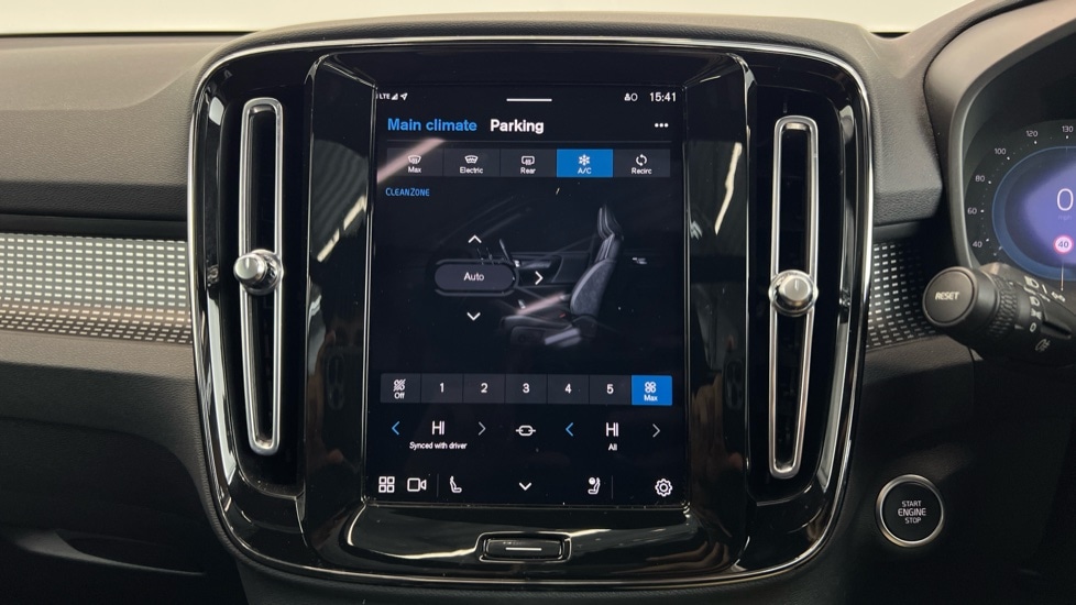 Used Volvo XC40 2023 for sale - 77483048: Photo 49