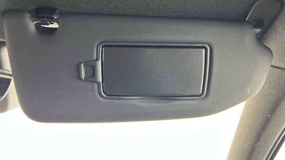 Used Volvo XC40 2023 for sale - 77483048: Photo 58