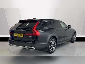 Used Volvo V90 2019 for sale - 75735386: Photo