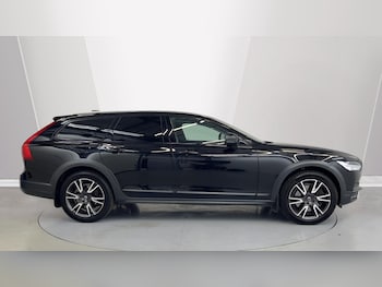 Used Volvo V90 2019 for sale - 75735386: Photo