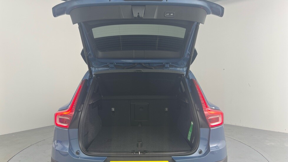 Used Volvo XC40 2023 for sale - 78049744: Photo 13