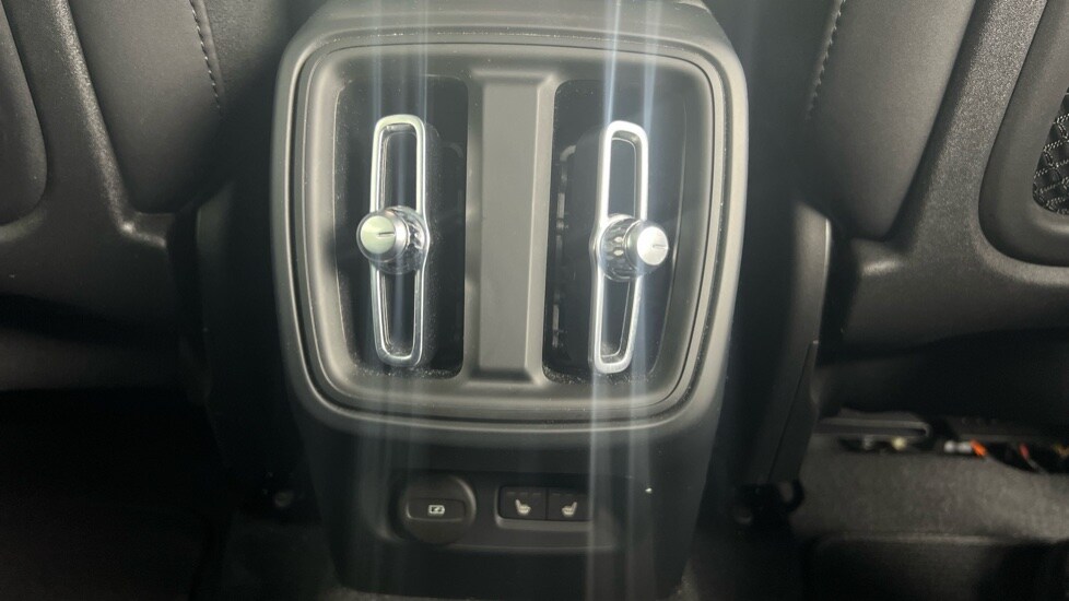 Used Volvo XC40 2023 for sale - 78049744: Photo 14