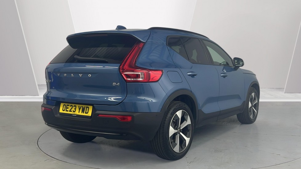 Used Volvo XC40 2023 for sale - 78049744: Photo 2
