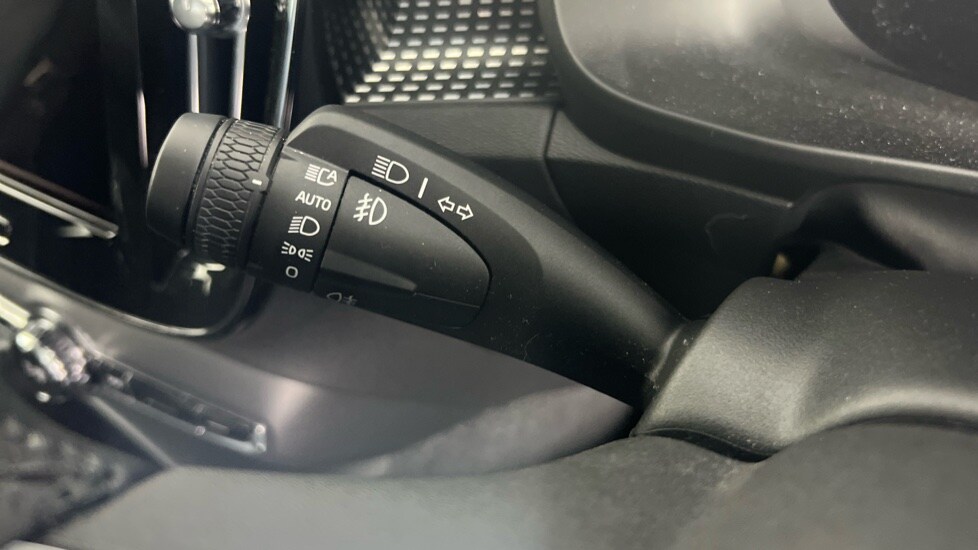 Used Volvo XC40 2023 for sale - 78049744: Photo 20