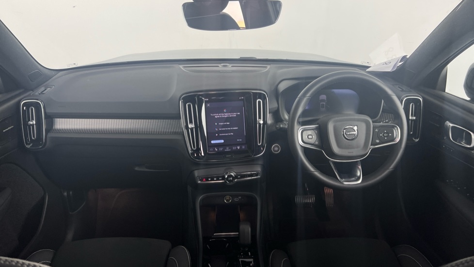 Used Volvo XC40 2023 for sale - 78049744: Photo 5