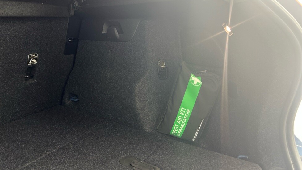 Used Volvo XC40 2023 for sale - 78049744: Photo 53