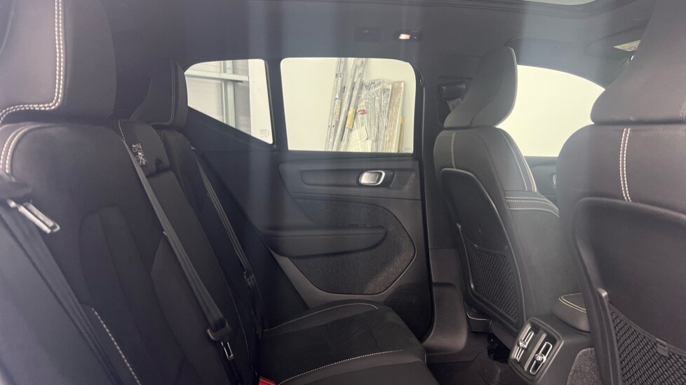 Used Volvo XC40 2023 for sale - 78049744: Photo 6