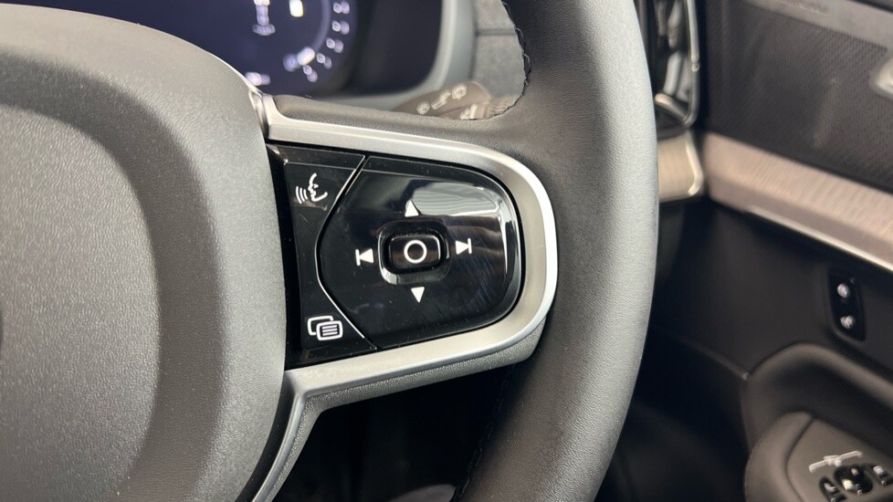 Used Volvo XC90 2025 for sale - 77885304: Photo 22