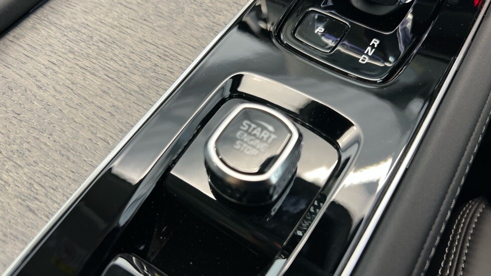 Used Volvo XC90 2025 for sale - 77885304: Photo 27