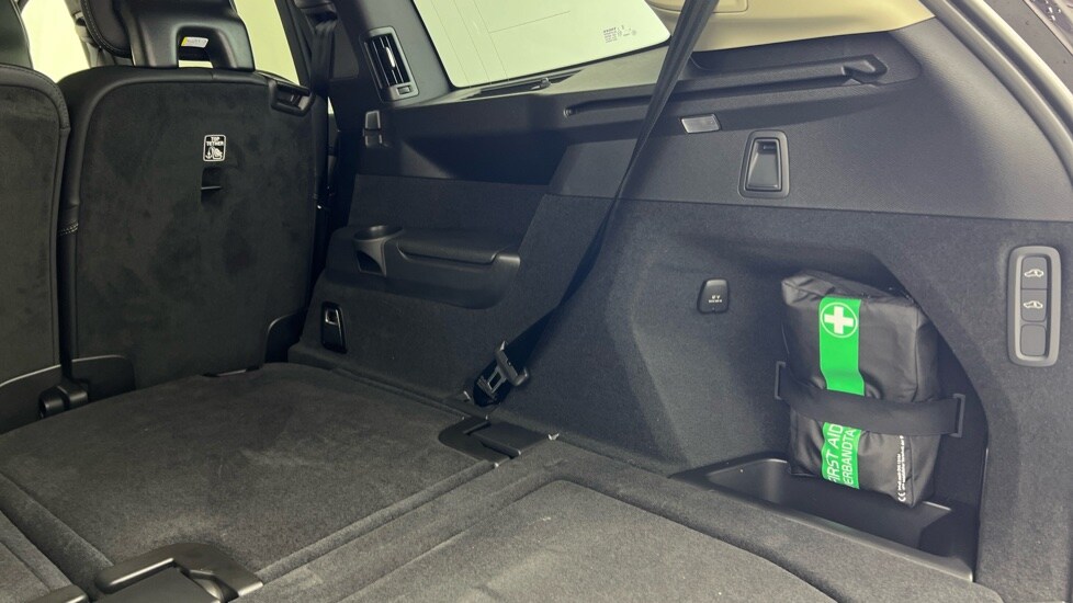 Used Volvo XC90 2025 for sale - 77885304: Photo 37