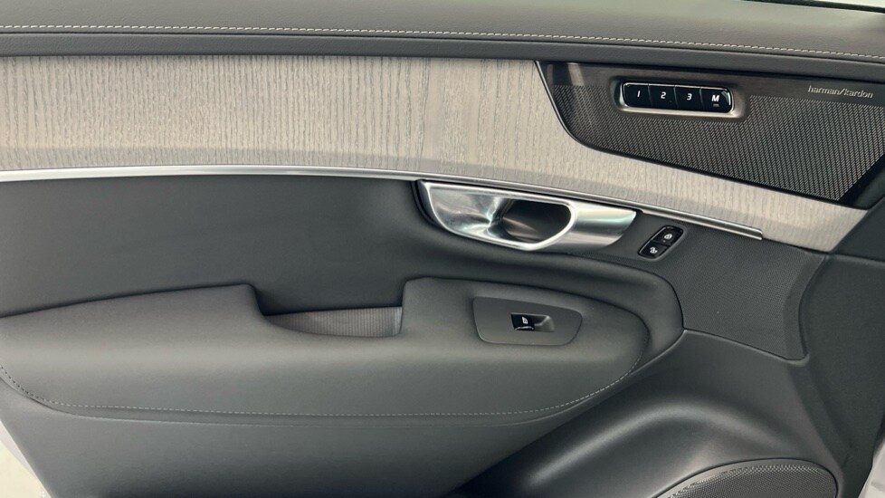 Used Volvo XC90 2025 for sale - 77885304: Photo 43