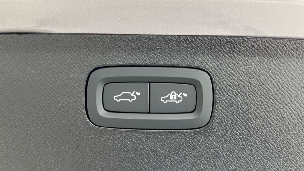 Used Volvo XC90 2025 for sale - 77799842: Photo 34