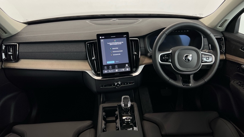 Used Volvo XC90 2025 for sale - 77799842: Photo 5