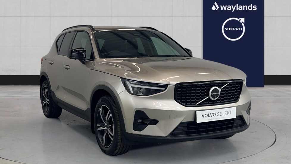 Used Volvo XC40 2024 for sale - 76074618: Photo 1
