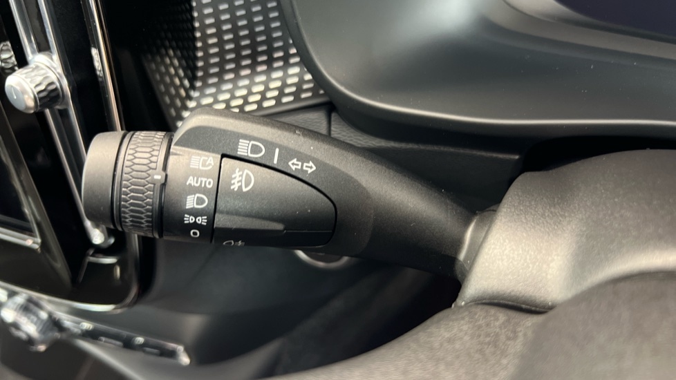 Used Volvo XC40 2024 for sale - 76074618: Photo 20