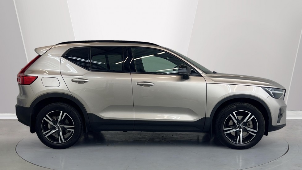 Used Volvo XC40 2024 for sale - 76074618: Photo 3