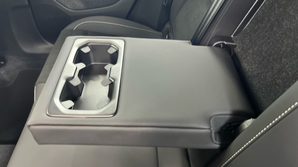 Used Volvo XC40 2024 for sale - 76074618: Photo 34