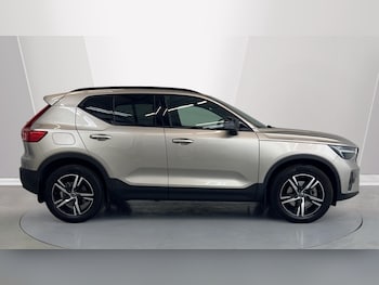 Used Volvo XC40 2024 for sale - 76074618: Photo 3