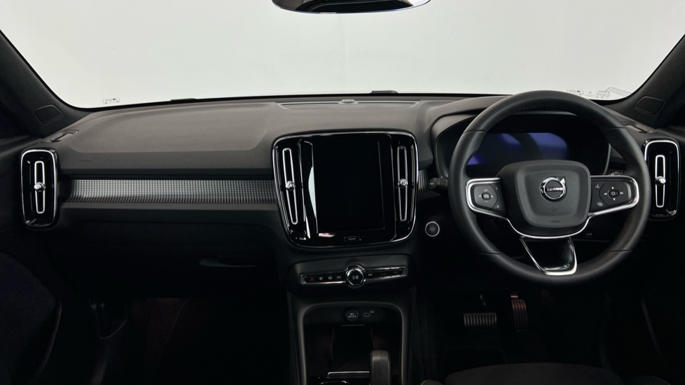 Used Volvo XC40 2024 for sale - 76074618: Photo 5