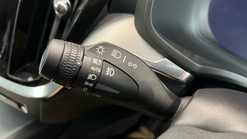 Used Volvo V60 2025 for sale - 77690767: Photo 19