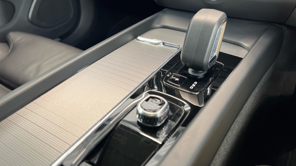 Used Volvo V60 2025 for sale - 77690767: Photo 24