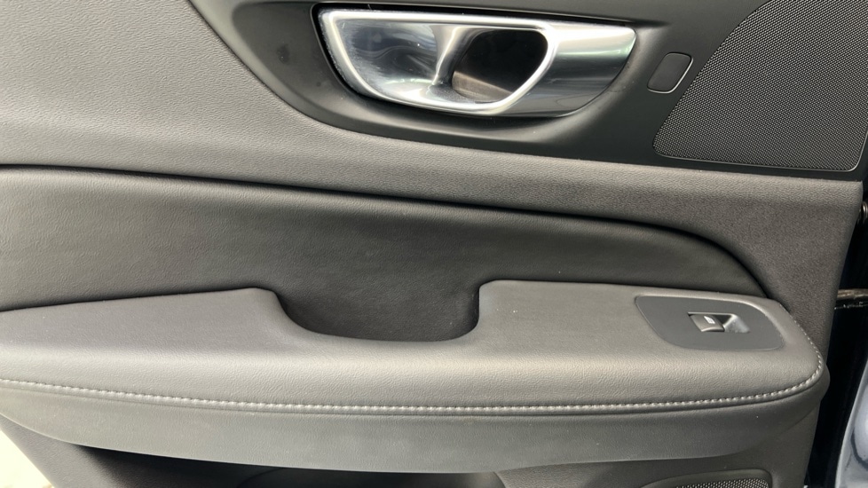 Used Volvo V60 2025 for sale - 77690767: Photo 44