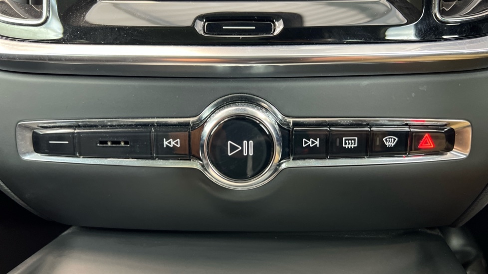 Used Volvo V60 2025 for sale - 77690767: Photo 54