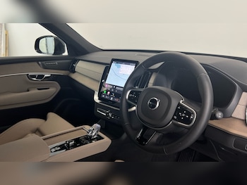 Used Volvo XC90 2025 for sale - 77367042: Photo