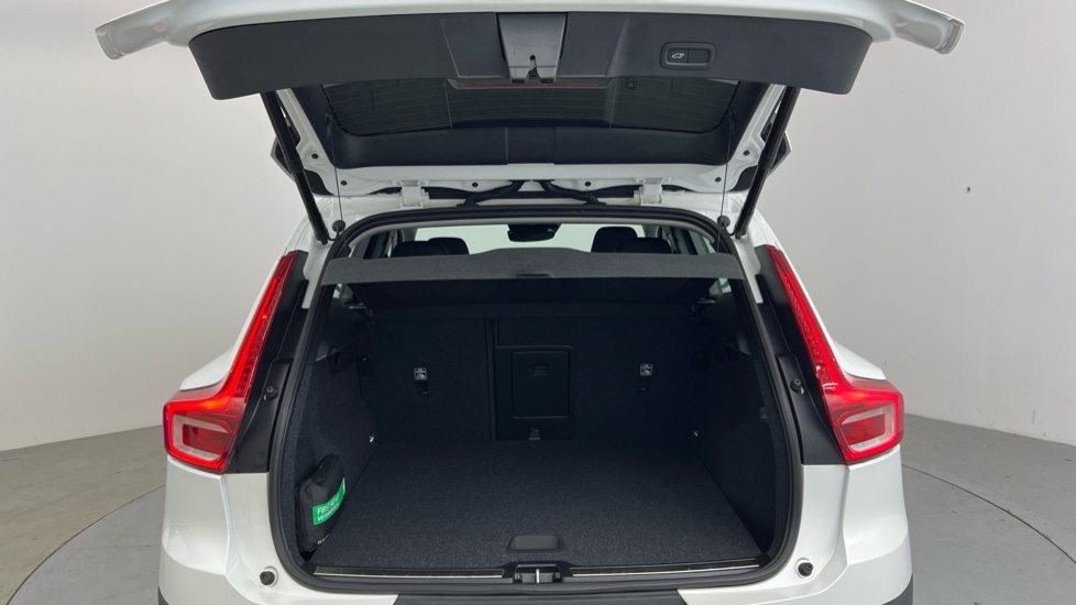 Used Volvo XC40 2021 for sale - 76390055: Photo 13