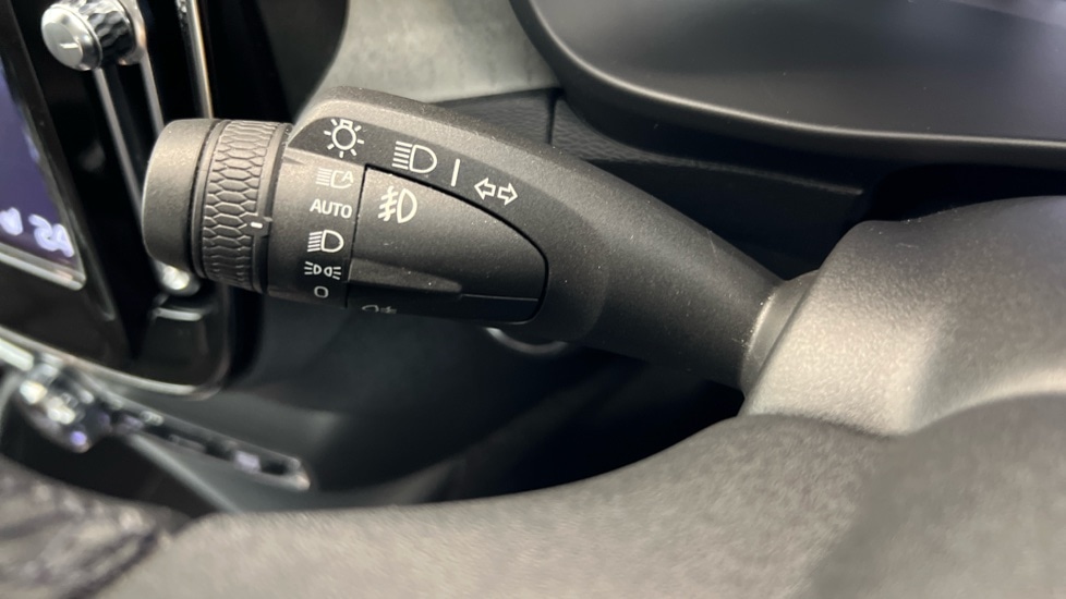 Used Volvo XC40 2021 for sale - 76390055: Photo 20