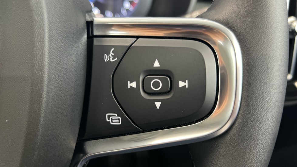 Used Volvo XC40 2021 for sale - 76390055: Photo 22